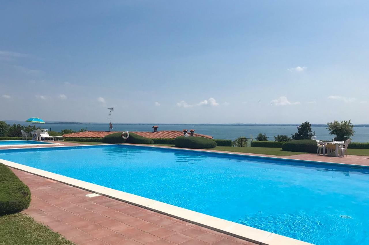 Villa Sole Del Garda Паденге-суль-Гарда Экстерьер фото